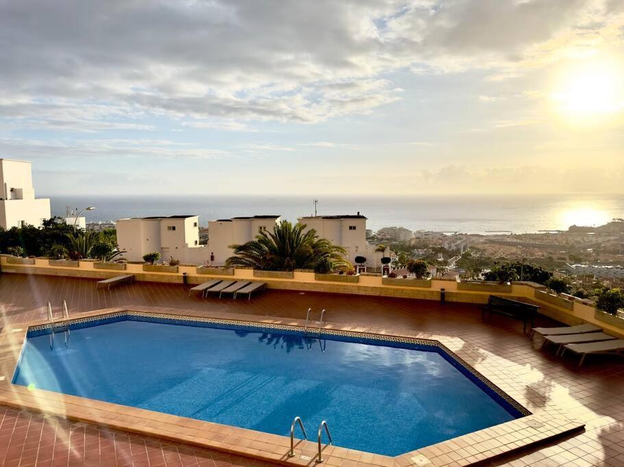Penthouse With Ocean Views - Torviscas Apartment Costa Adeje  Exterior photo