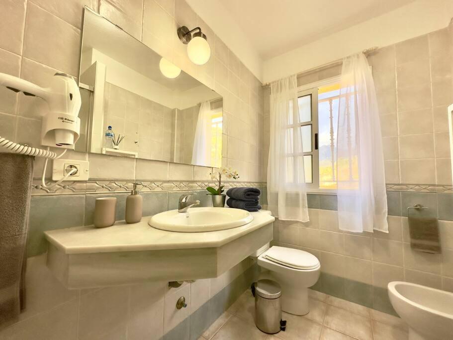 Penthouse With Ocean Views - Torviscas Apartment Costa Adeje  Exterior photo
